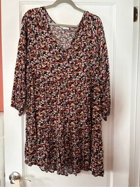 American Eagle Outfitters Black Floral V-Neck dress